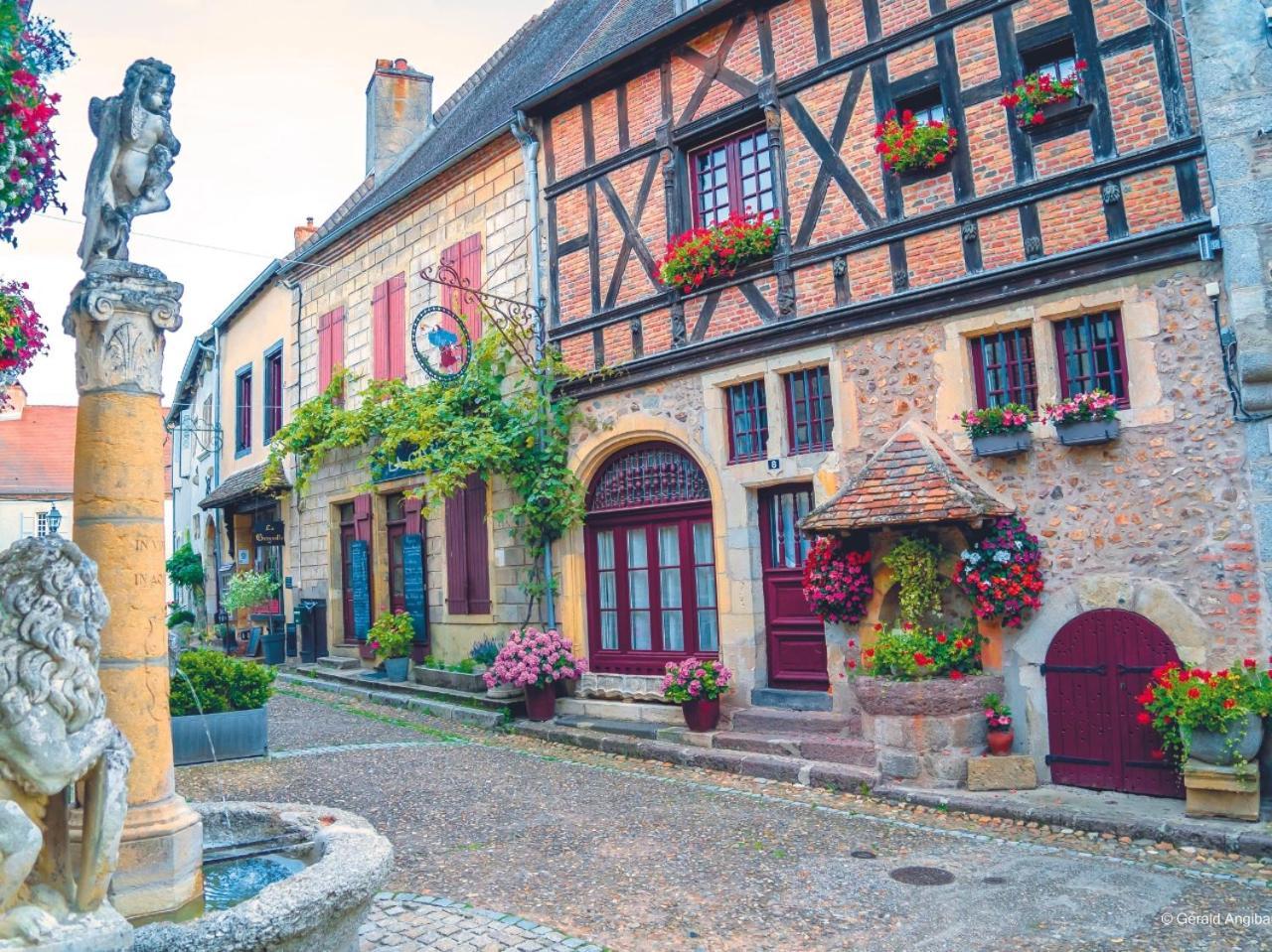 Grand Hotel De Bourbon-Lancy - Spa Et Restaurant - Logis 외부 사진