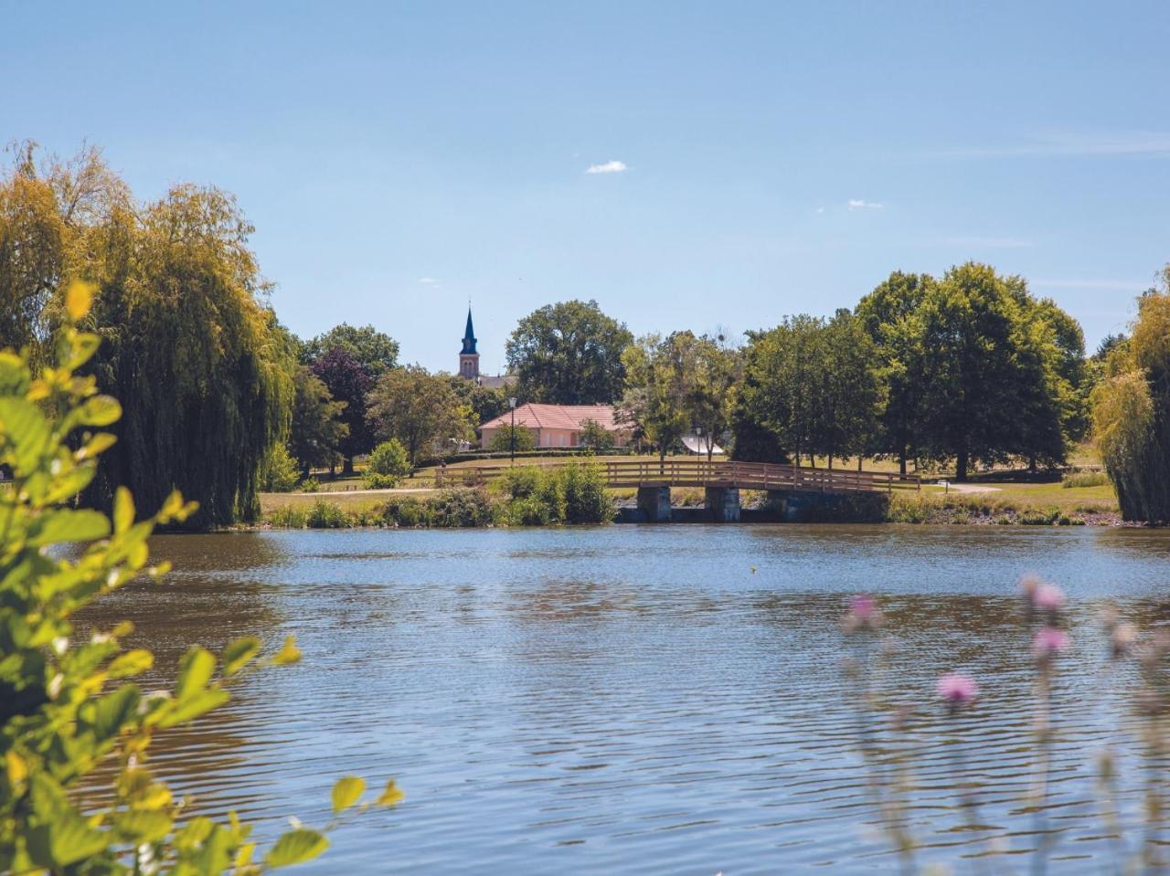 Grand Hotel De Bourbon-Lancy - Spa Et Restaurant - Logis 외부 사진