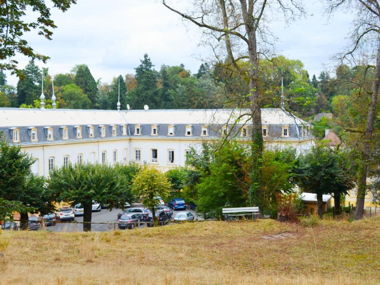 Grand Hotel De Bourbon-Lancy - Spa Et Restaurant - Logis 외부 사진