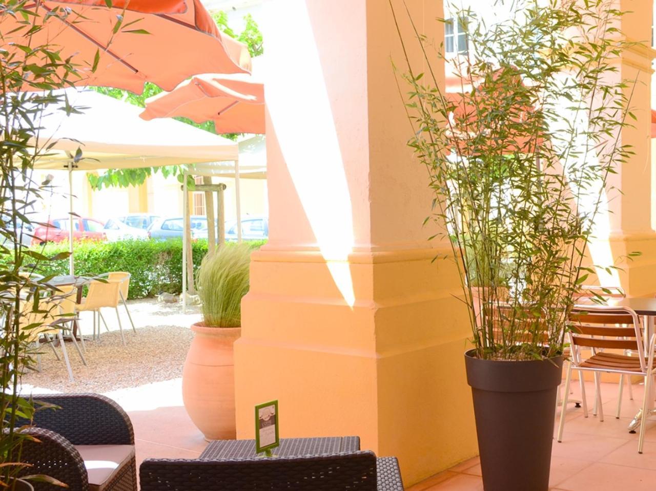 Grand Hotel De Bourbon-Lancy - Spa Et Restaurant - Logis 외부 사진
