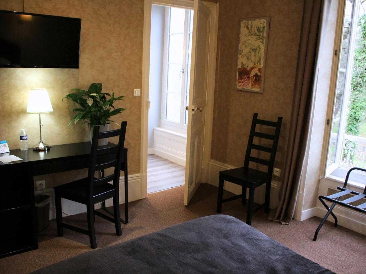 Grand Hotel De Bourbon-Lancy - Spa Et Restaurant - Logis 외부 사진